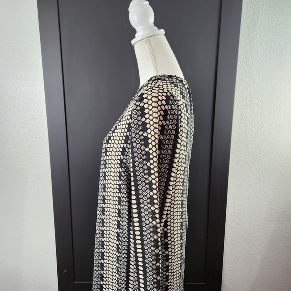 Olivaceous Long Sleeve Black /White Striped Sheath Dress Size M - Picture 8 of 9